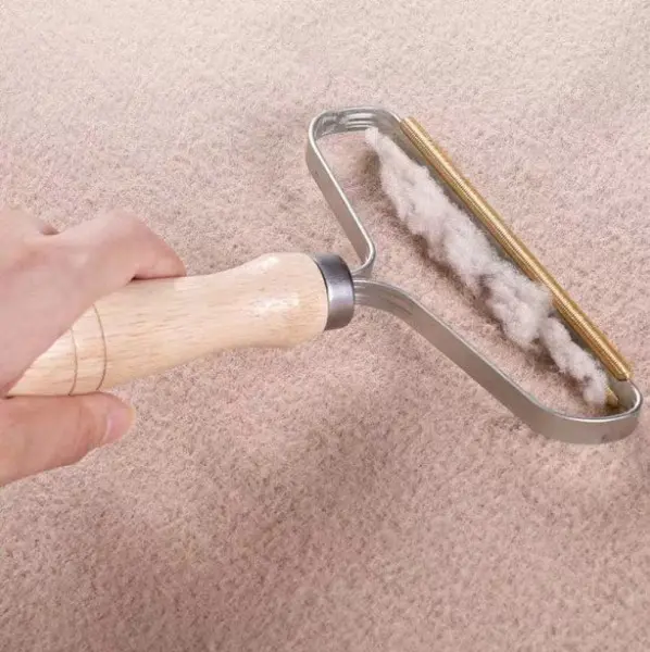 Ръчен уред за премахване на мъх - Manual Lint Remover » Murzel.bg Ръчен уред за премахване на мъх Manual Lint Remover