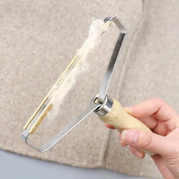 Ръчен уред за премахване на мъх - Manual Lint Remover » Murzel.bg Ръчен уред за премахване на мъх Manual Lint Remover