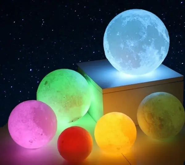 LED лампа луна с дистанционно управление - 3d Moon Lamp » Murzel.bg LED лампа луна