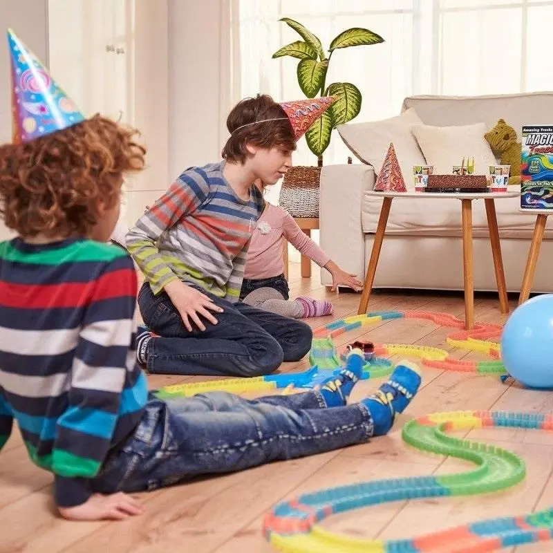 Детска писта със светеща LED количка - Children'sTrack » Murzel.bg Детска писта със светеща LED количка - Children'sTrack