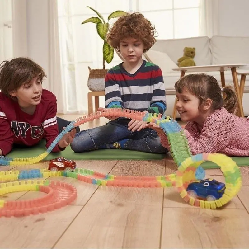 Детска писта със светеща LED количка - Children'sTrack » Murzel.bg Детска писта със светеща LED количка - Children'sTrack