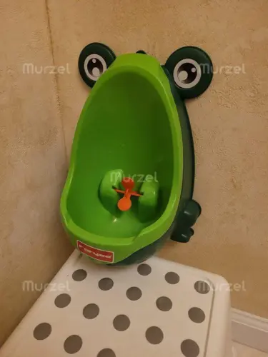 Click to view full screen Детски писоар за стена във формата на жаба - FrogPotty photo review