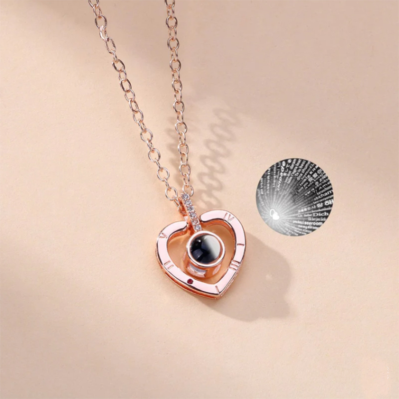 Колие с надпис Обичам те на 100 езика - LoveYouNecklace » Murzel.bg Колие с надпис Обичам те на 100 езика - LoveYouNecklace