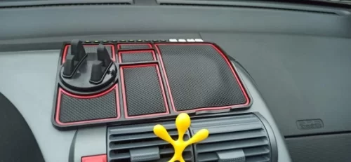 Противоплъзгаща подложка за табло със стойка за телефон - Dashboard pad photo review