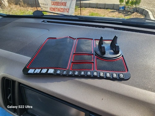 Противоплъзгаща подложка за табло със стойка за телефон - Dashboard pad photo review