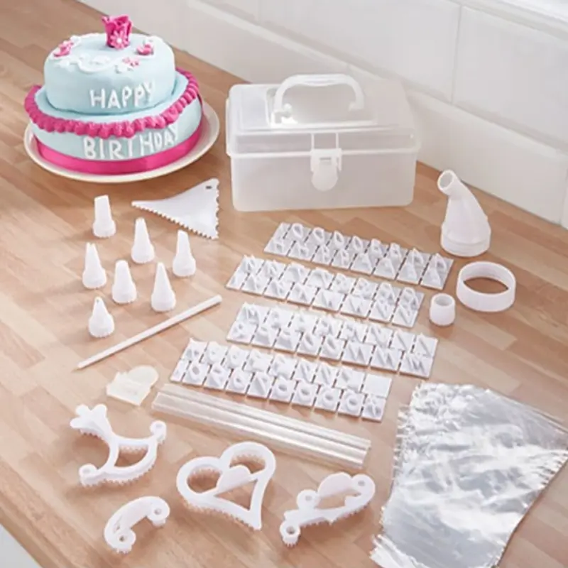 Комплект за декорация на сладкиши и торти от 100 части - CakeDecorKid » Murzel.bg Комплект за декорация на сладкиши и торти от 100 части - CakeDecorKid