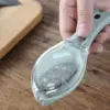 Уред с капак за почистване на люспи от риба - FishScale » Murzel.bg Уред с капак за почистване на люспи от риба - FishScale