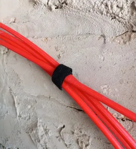 Click to view full screen Велкро лента за кабели, органайзер за кабели - CableFix Strap photo review