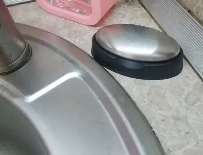 Click to view full screen Сапун от неръждаема стомана, метален сапун за премахване на упорити миризми от ръцете - Steel Soap Bar photo review